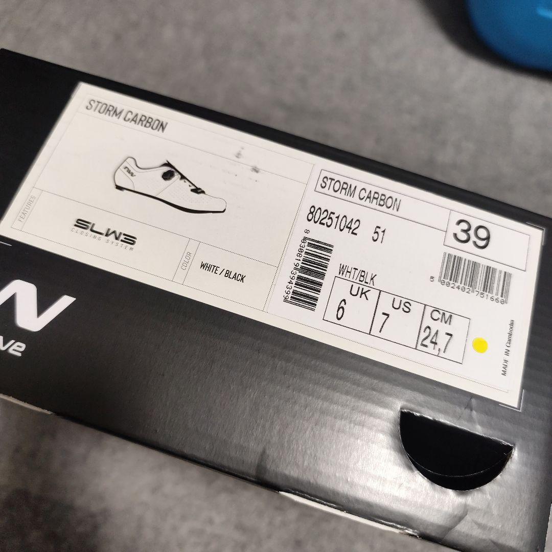 極美品　39.0　ノースウェーブ　Storm Carbon　ロードシューズ