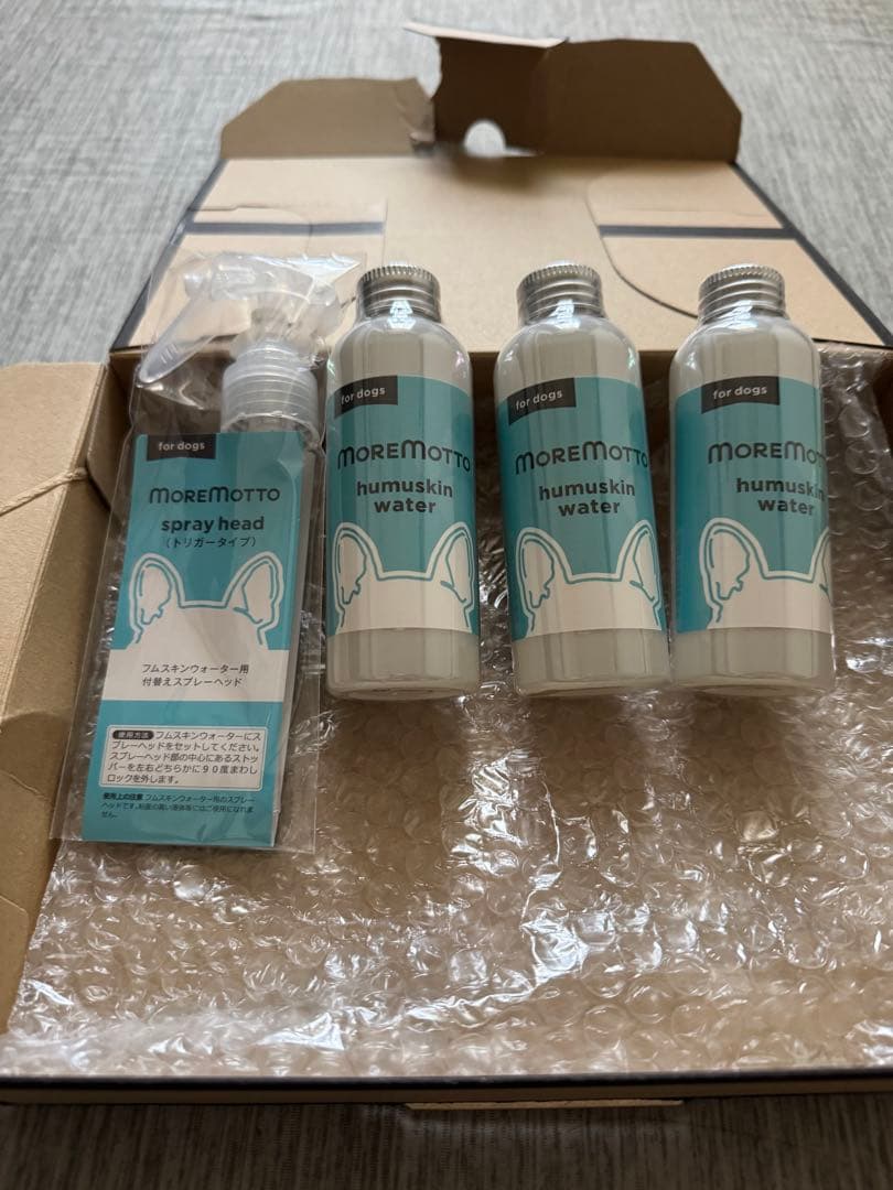 モアモットフムスキンウォーター