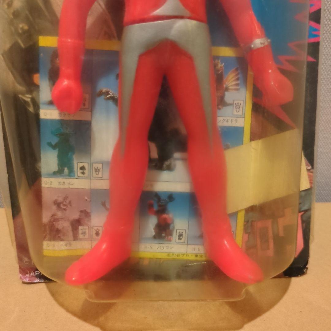 キングザウルス　ウルトラマン フィギュア ポピー　未開封　新品