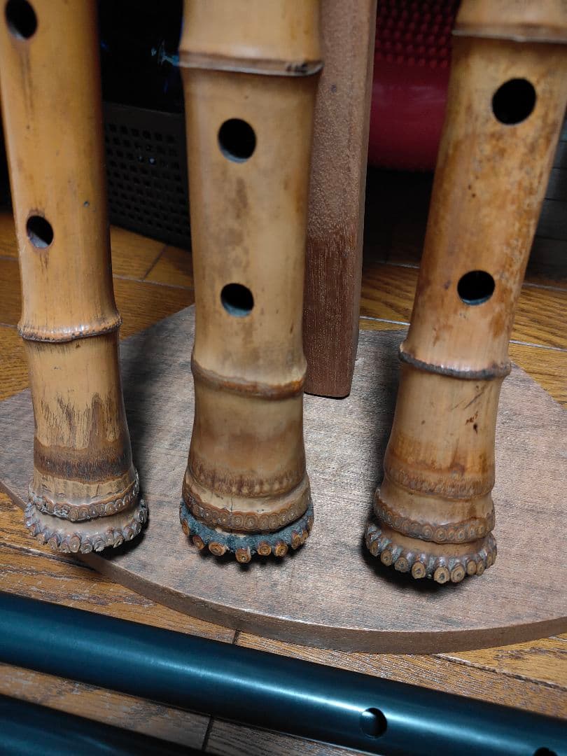 和 尺八 竹製 銘有 楽器 縦笛 木製台座 オブジェ 虚無僧