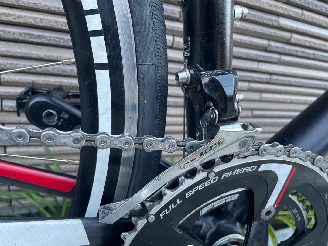 TREK ロードバイク完成車　SRAMコンポ［大阪手渡し歓迎］