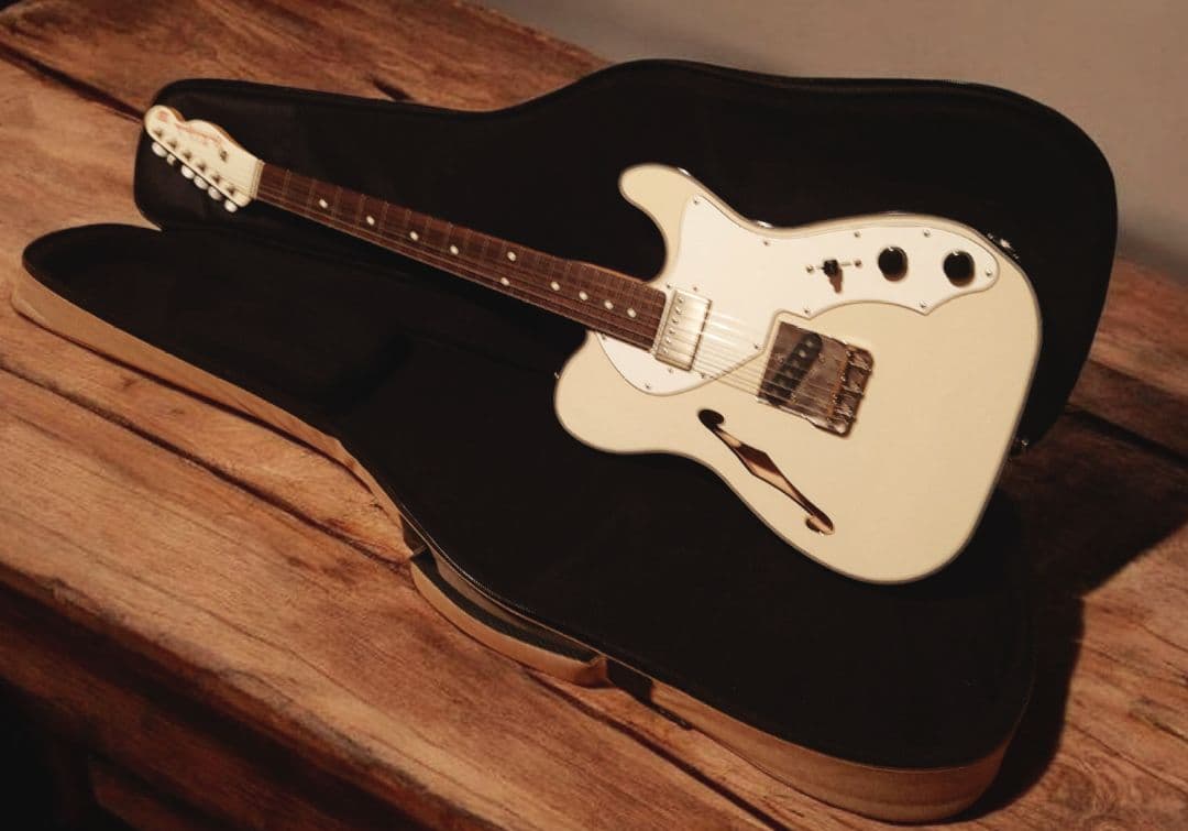 イ*ル様 【軽量2.96kg！】サイケデリズム シンライン テレキャスター アイ