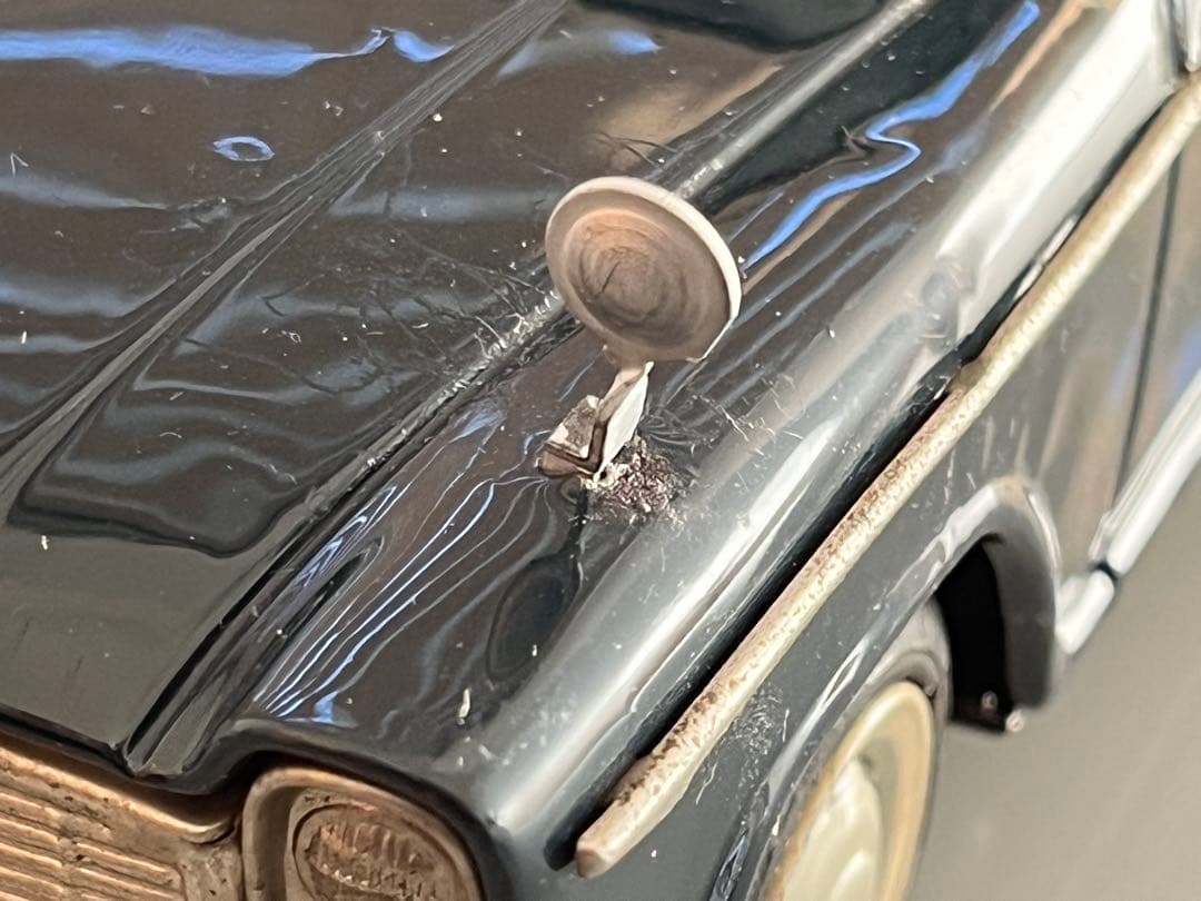 ブリキのニッサン セドリック