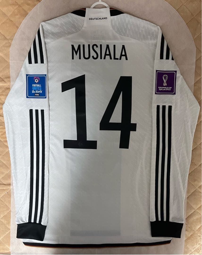 【新品・未使用・紙タグ付】ドイツ代表　長袖オーセンティック　ユニフォーム