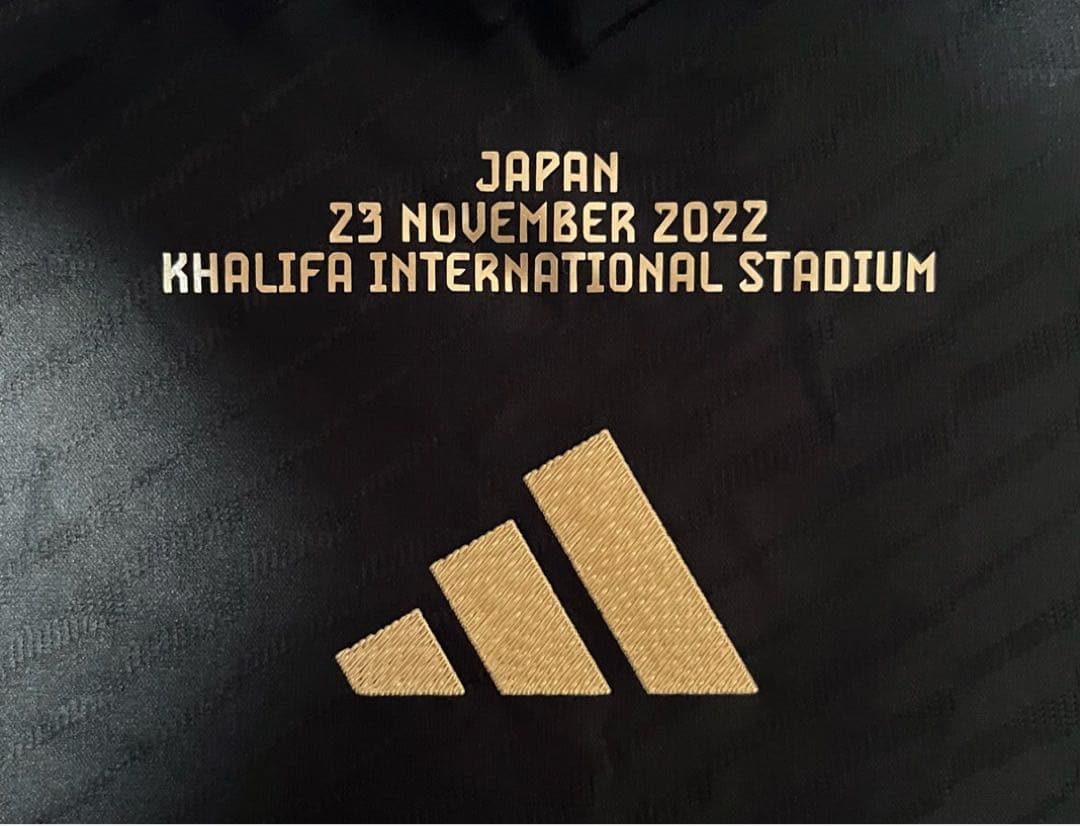 【新品・未使用・紙タグ付】ドイツ代表　長袖オーセンティック　ユニフォーム