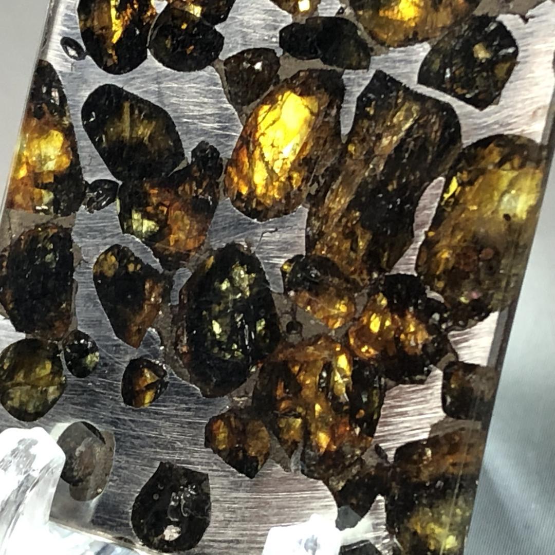 5*☆様 パラサイト隕石 隕石　石鉄隕石　セリコ隕石 美品　重さ約9ｇ　ケース付