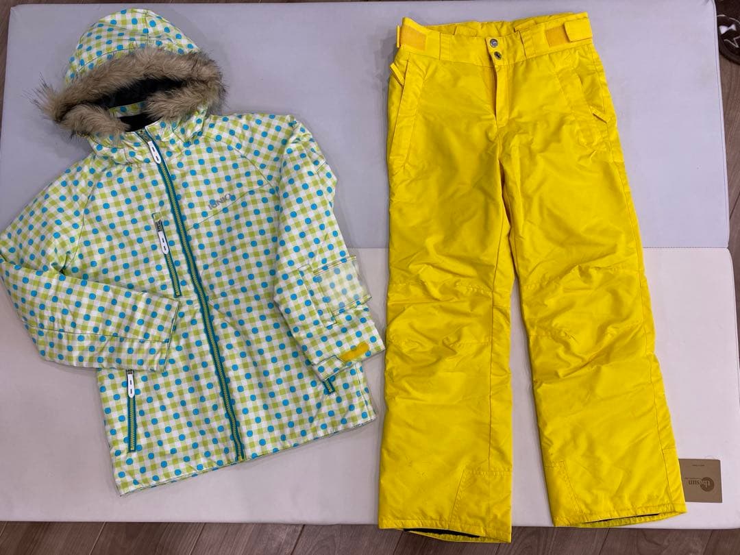 スノーボード10点セット　女性　ビンディング　ケース　板　ウェア　レディース