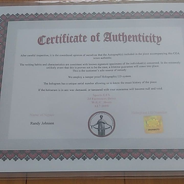 ランディ・ジョンソン(アリゾナ・ダイヤモンドバックス)直筆サイン入フォト証明書付