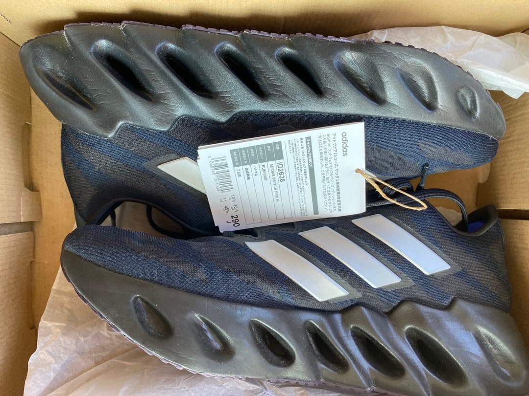 adidas SWITCH FWD ランニングシューズ ブラック/シルバー