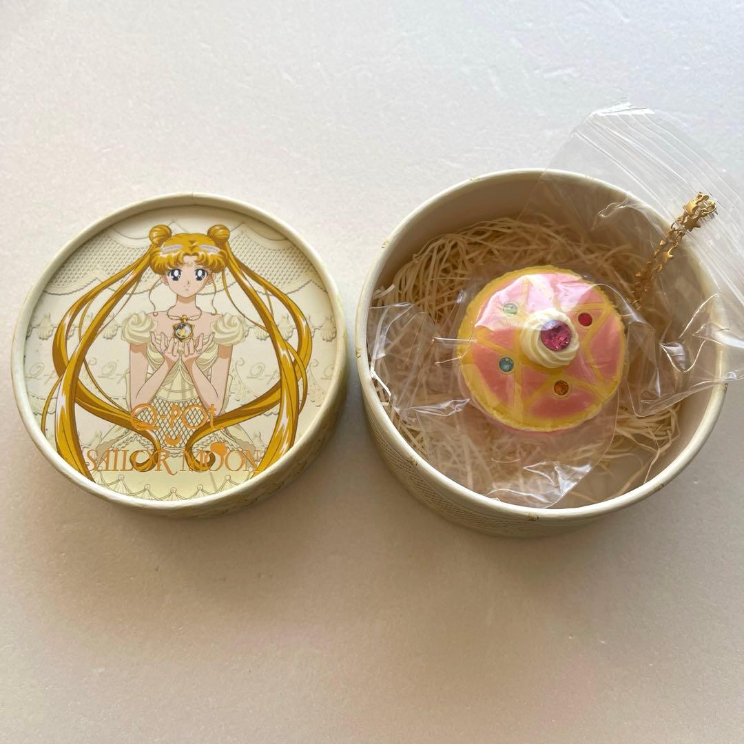 【セーラームーン】クリスタルスターマカロンネックレス《セレニティの箱付き》