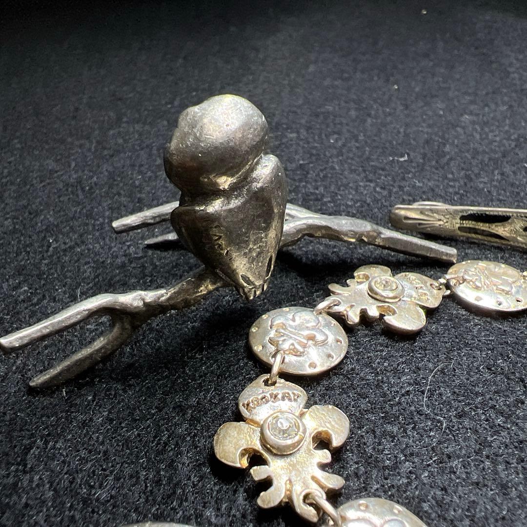 銀細工帯留、アクセサリー、勲章など94g 東Y8-0206ア㊱