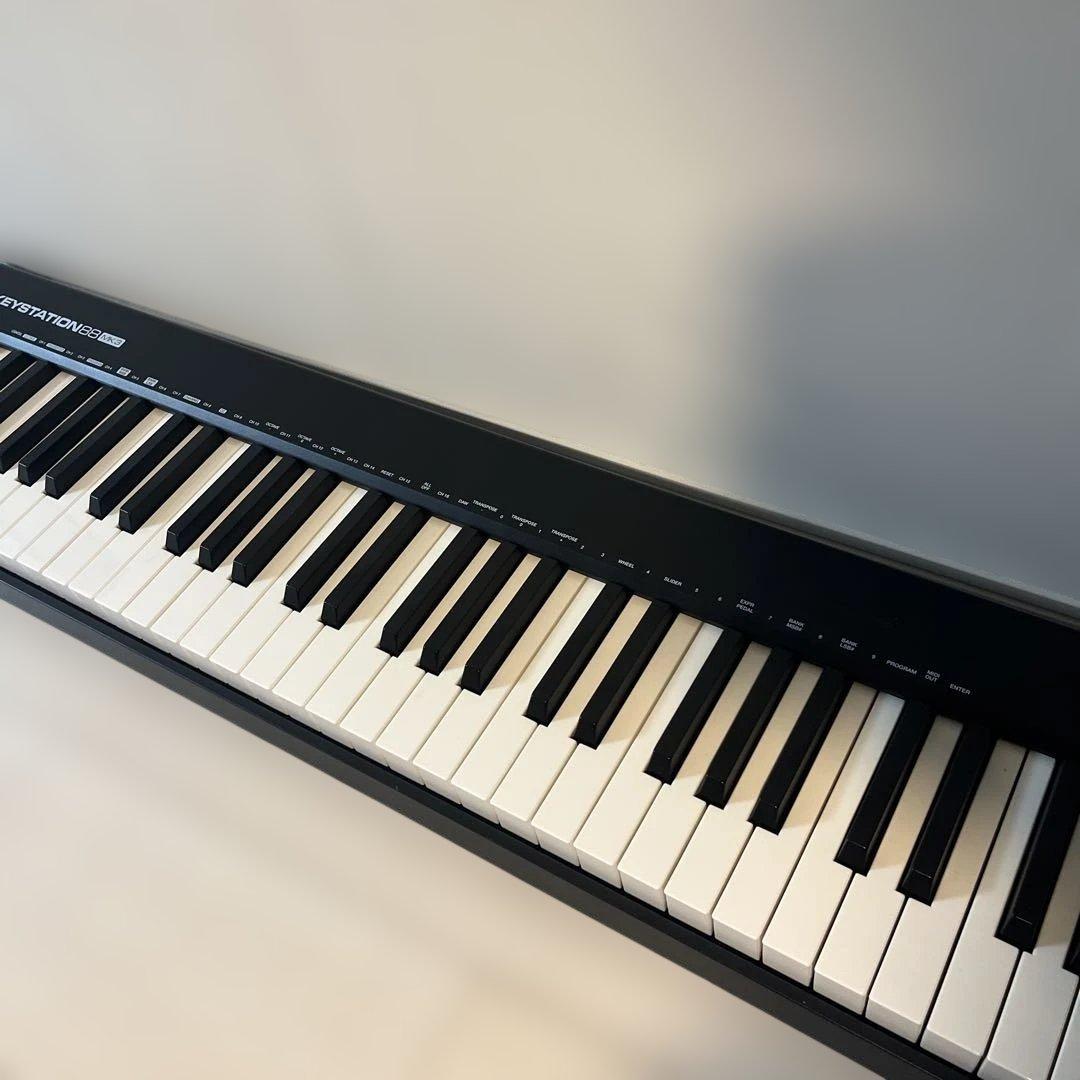 MIDIキーボード M-AUDIO KEYSTATION88 MK3
