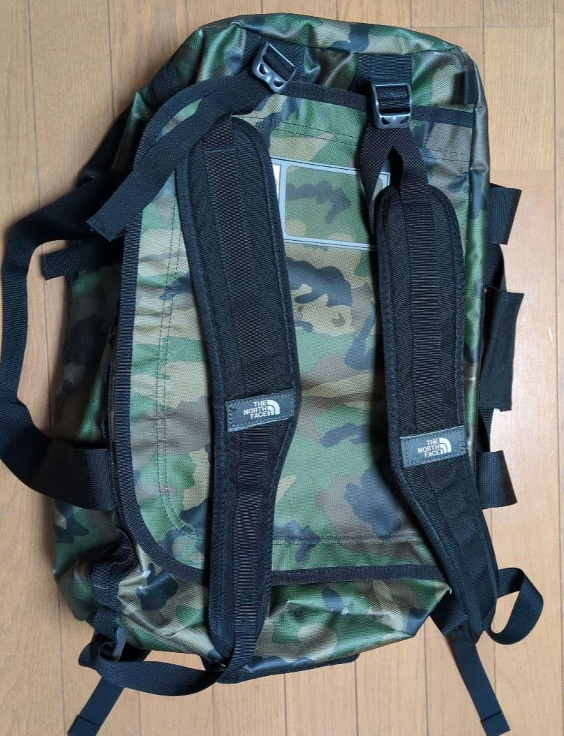 The North Face カモフラージュ ボストンバッグ