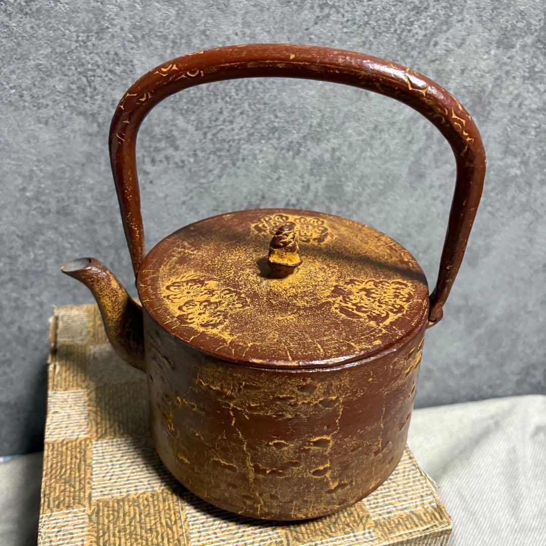 新品　南部鉄器　「桜皮寸筒」急須・やかん「盛榮堂」