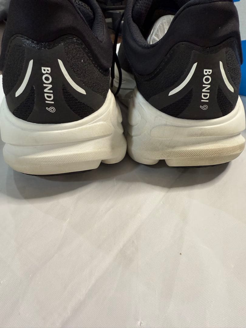 HOKA ONE ONE/ホカ スニーカー/BONDI 9/27cm