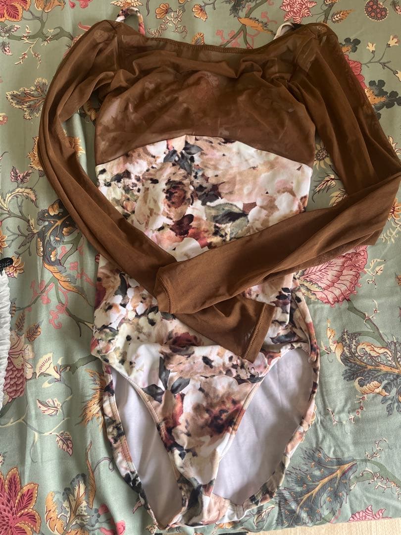 stina フラワープリント レオタード Sサイズ