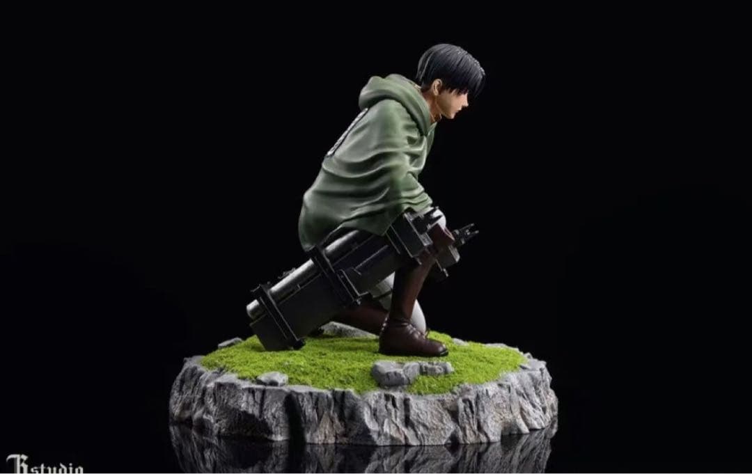 進撃の巨人 エルヴィン·スミ リヴァイ ガレージキット ガレキ スタチュー③