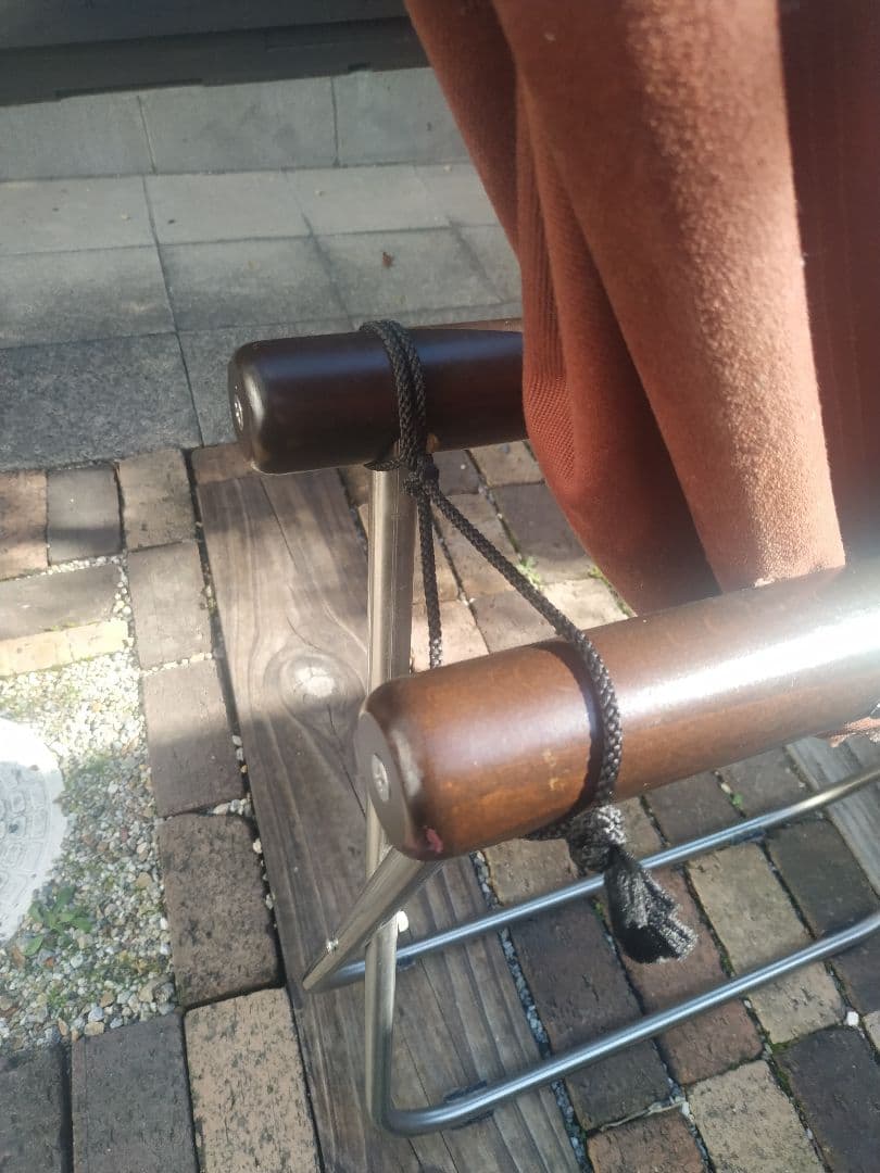 ニイファニチア社時代のニーチェアＸ＆オットマン