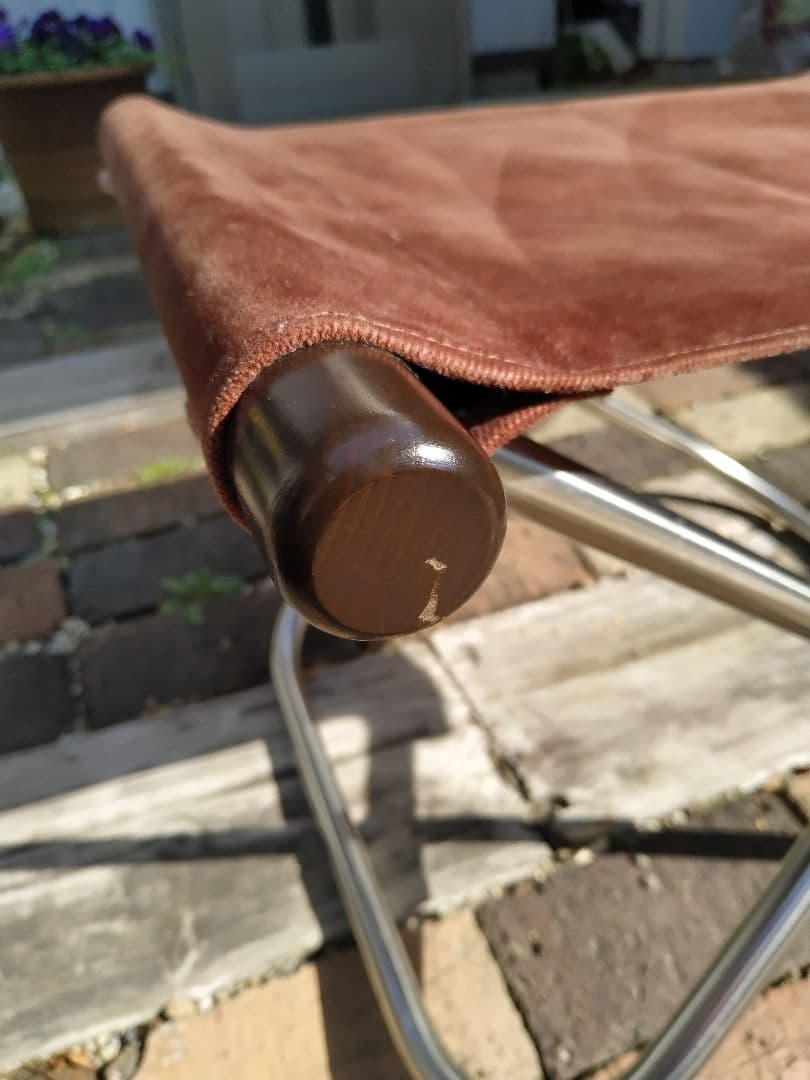 ニイファニチア社時代のニーチェアＸ＆オットマン