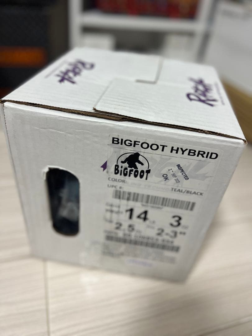 【新品・未使用】ラディカル　ビッグフット ボウリングボール