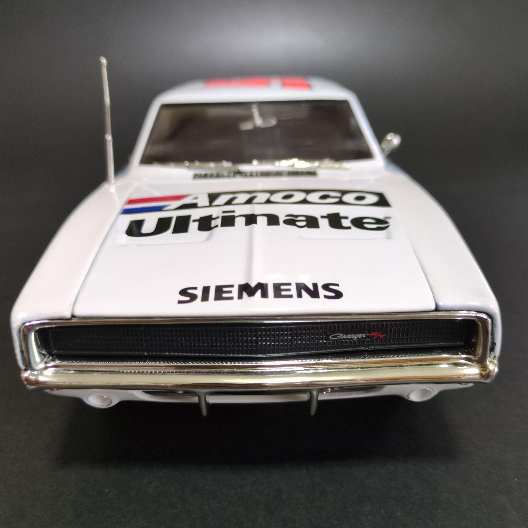 1/18ミニカー　 NASCAR　DODGE CHARGER　#93