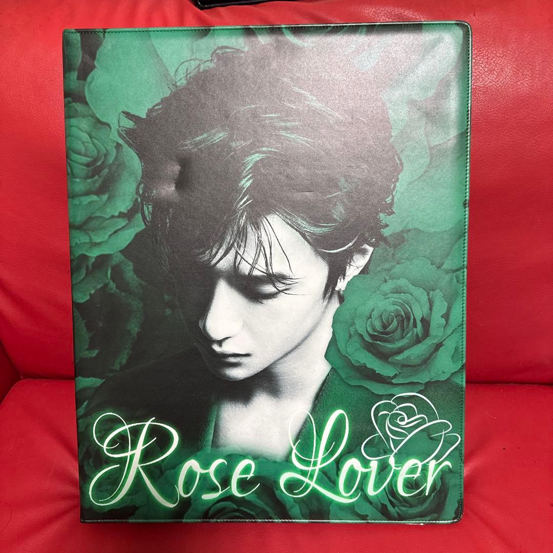 王一博ポスターカード　50枚　レア収納冊付き