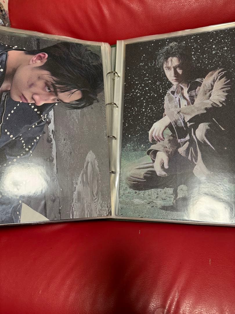 王一博ポスターカード　50枚　レア収納冊付き