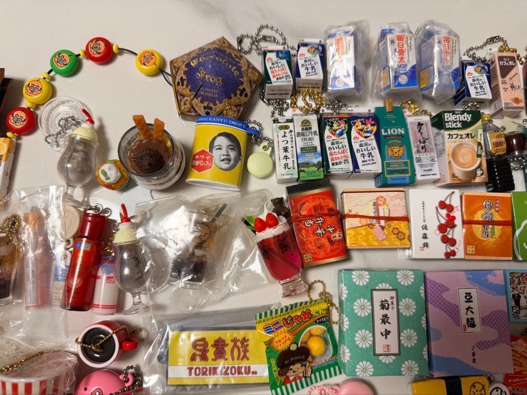 ガチャガチャ　大量まとめ売り　ミニチュア　食べ物
