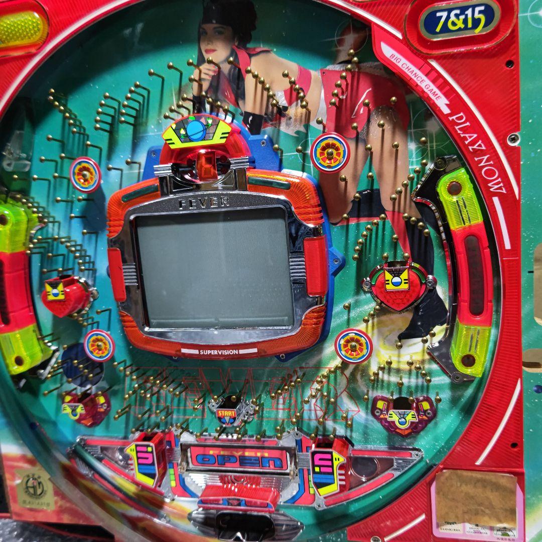 レトロ中古パチンコ実機/三共/Fファイター/(1994)(セル基盤)