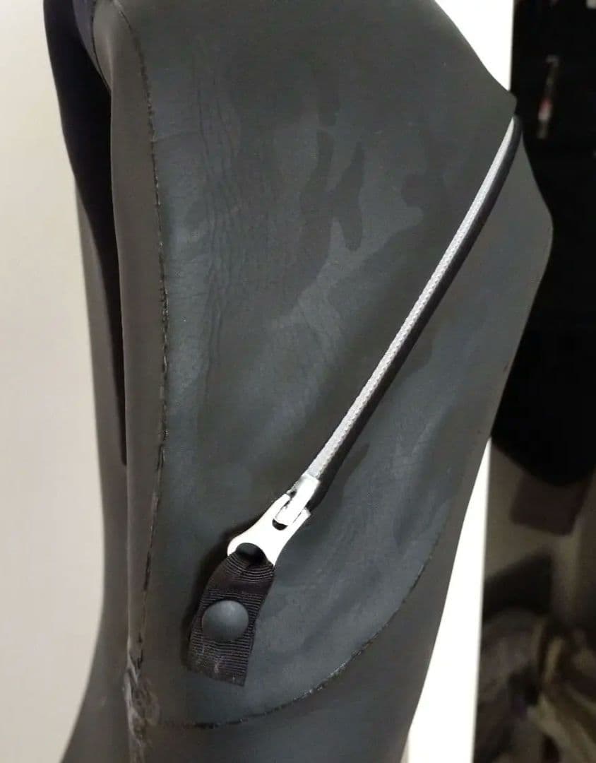 RINCON セミドライ ブラック