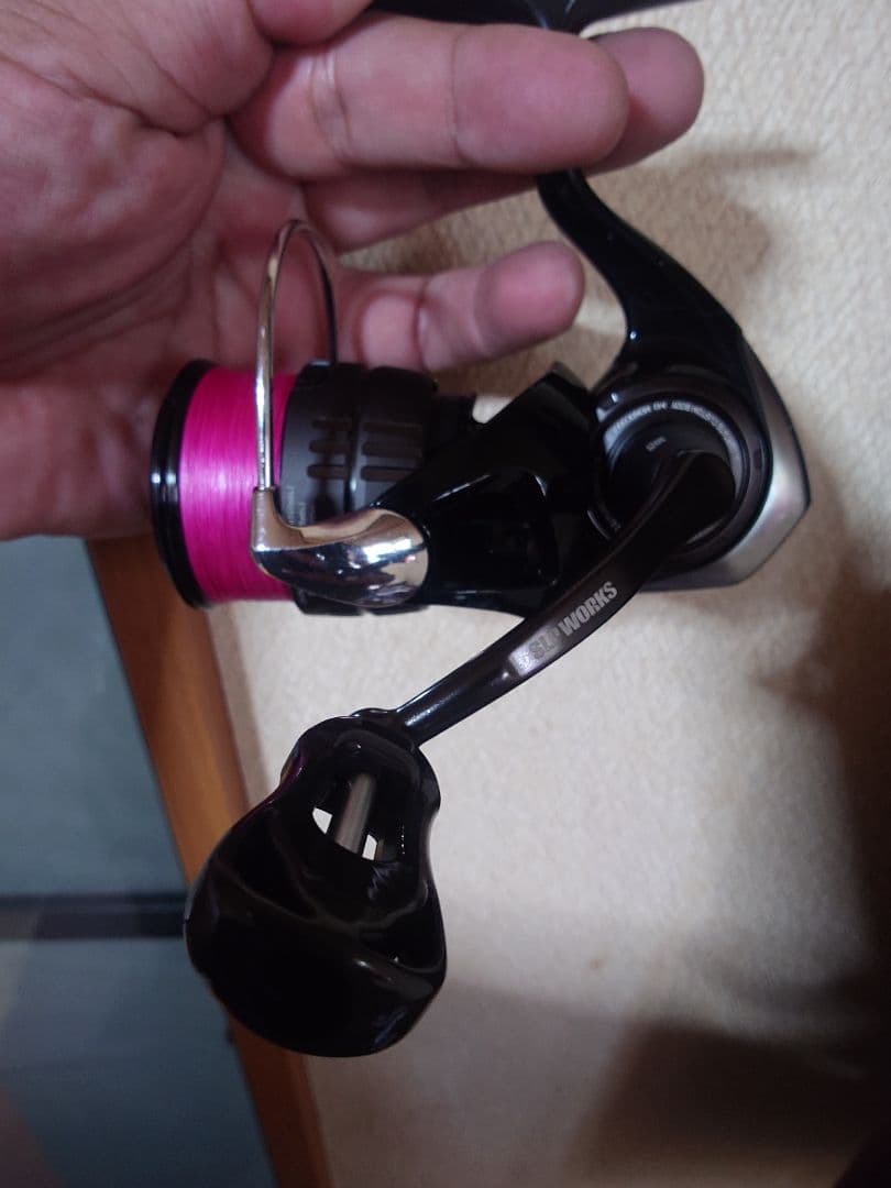 リール 24CERTATE CUSTOM BODY ST FC 2500-XH-SLPW