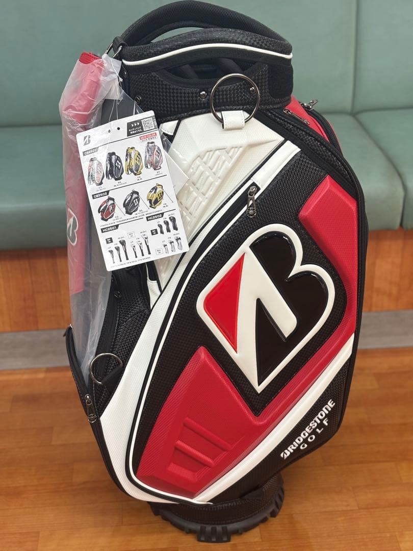新作 BRIDGESTONE ツアーモデル キャディバッグ CB2501