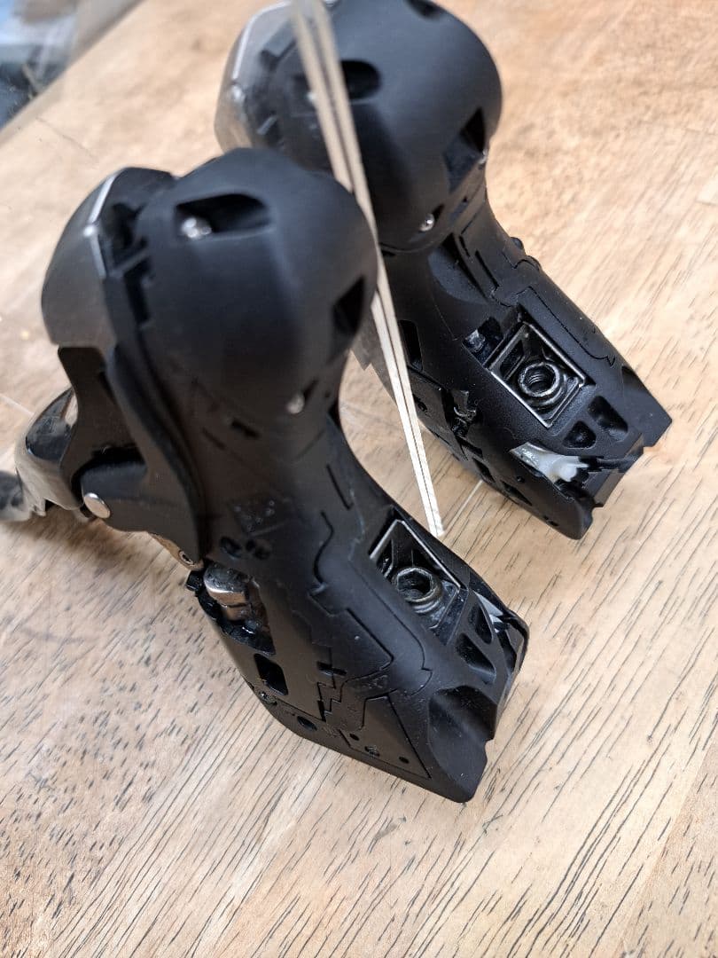 中古シマノ ULTEGRA ST6700左右セットフードカバー無し