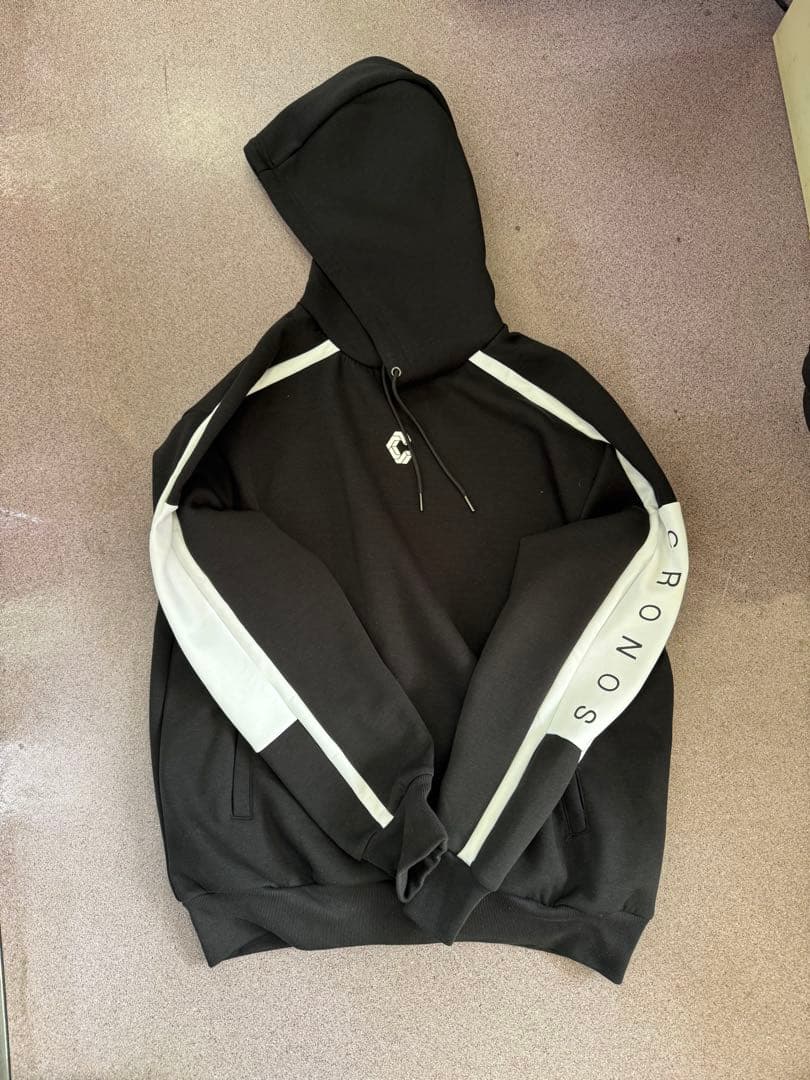 《新作》CRONOS セットアップ　Sサイズ　クロノス