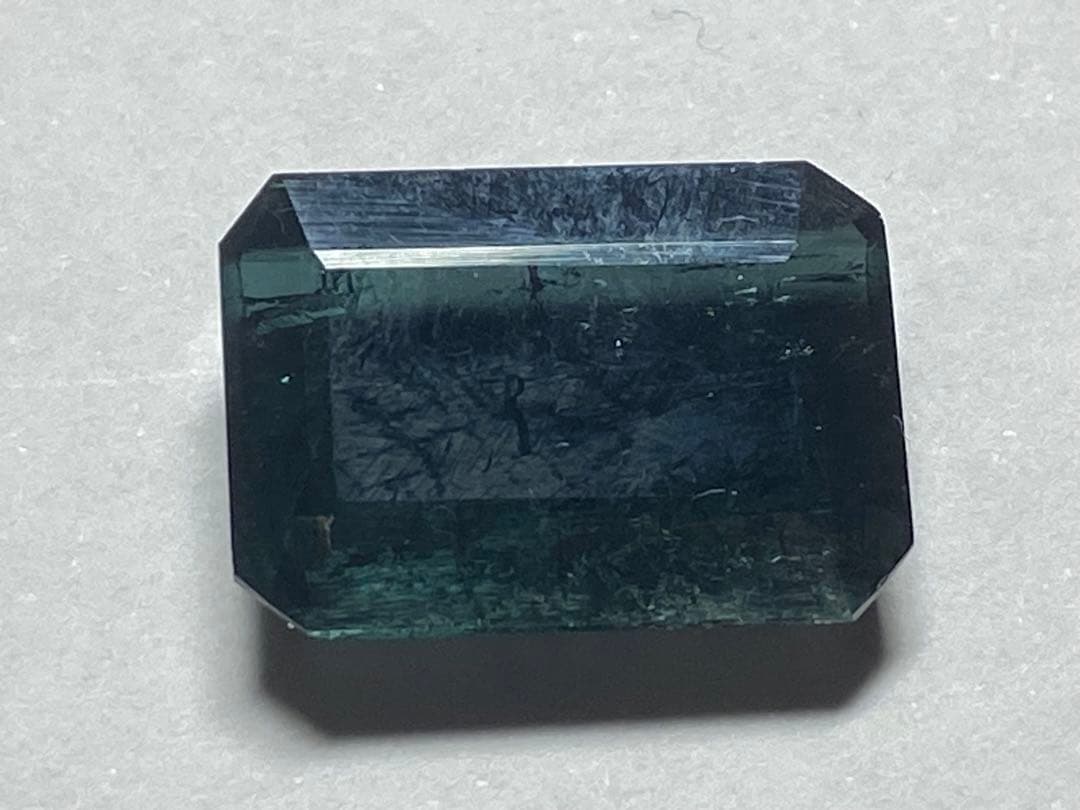 トルマリン　ルース　裸石　11.5ct