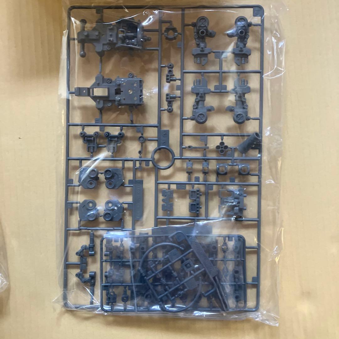 ぽ*こ様 MG MS-06R-1A ザク黒い三連星1/100 BANDAI