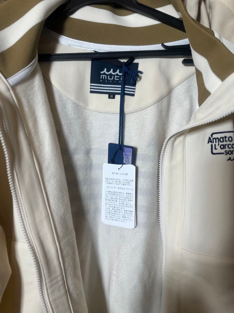 【未使用品】muta ムータ　ヒートパフォーマ ジップアップブルゾン
