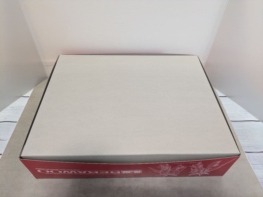 RE1/100 リバウ・HG1/144 ガンダムTR-6レジオン鹵獲仕様