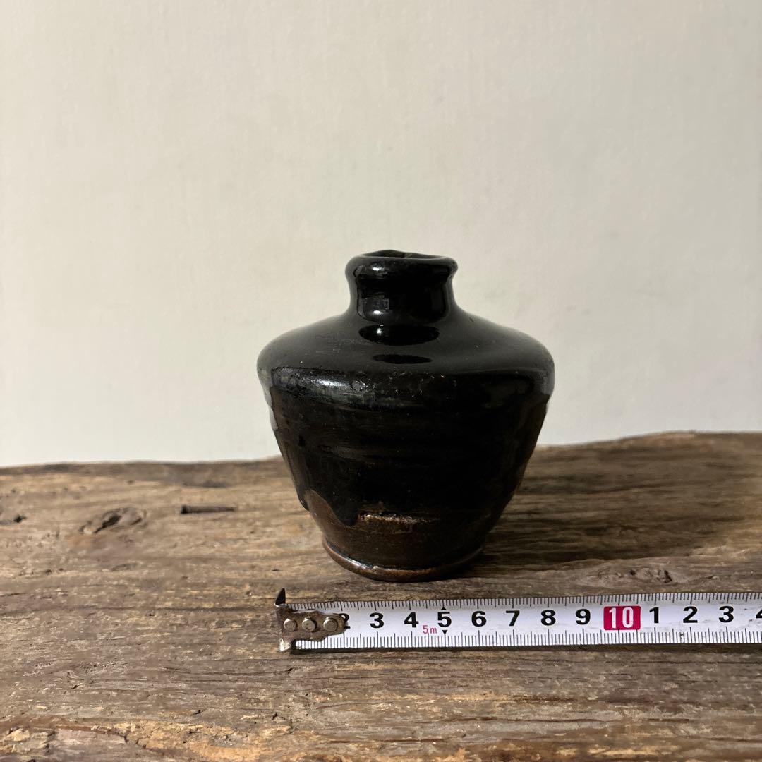 黒南蛮小ぶり不識型　壺花入　黒高麗　酒器　古道具　アンティーク　検:李朝　古唐津