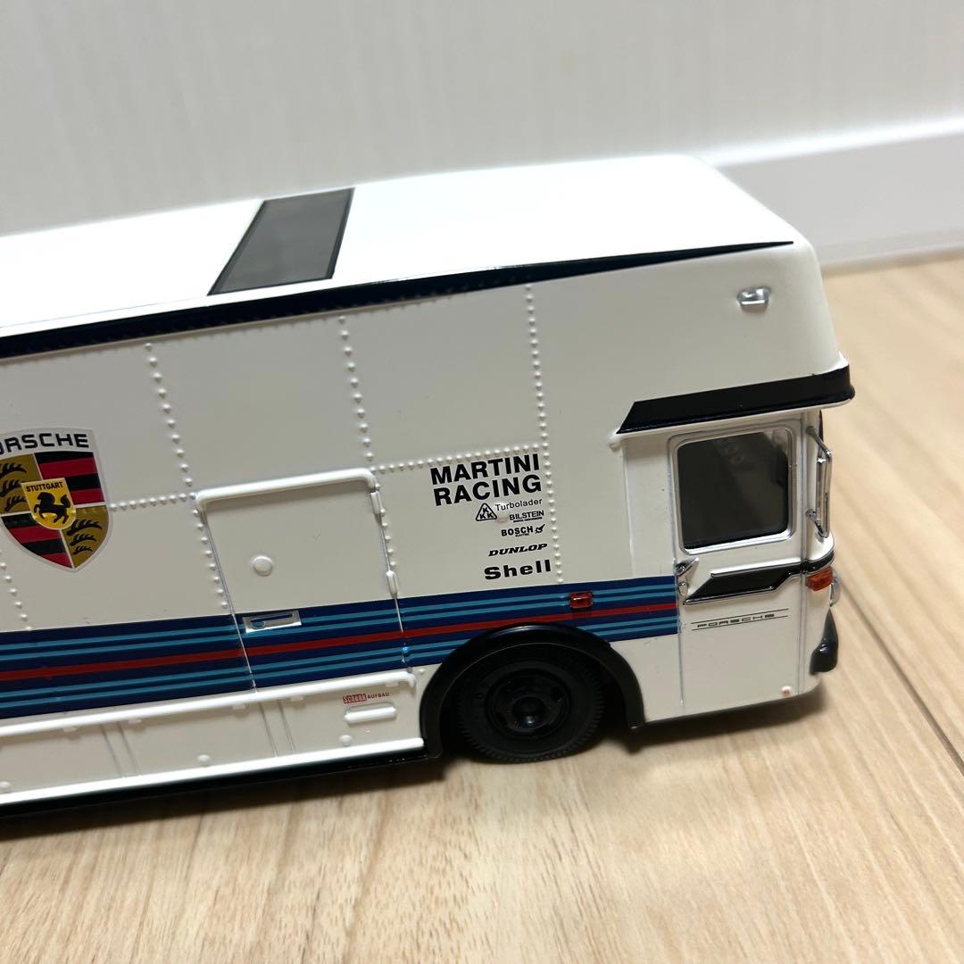 プレミアムクラシックス 1/43 マルティーニ ポルシェ トランスポーター