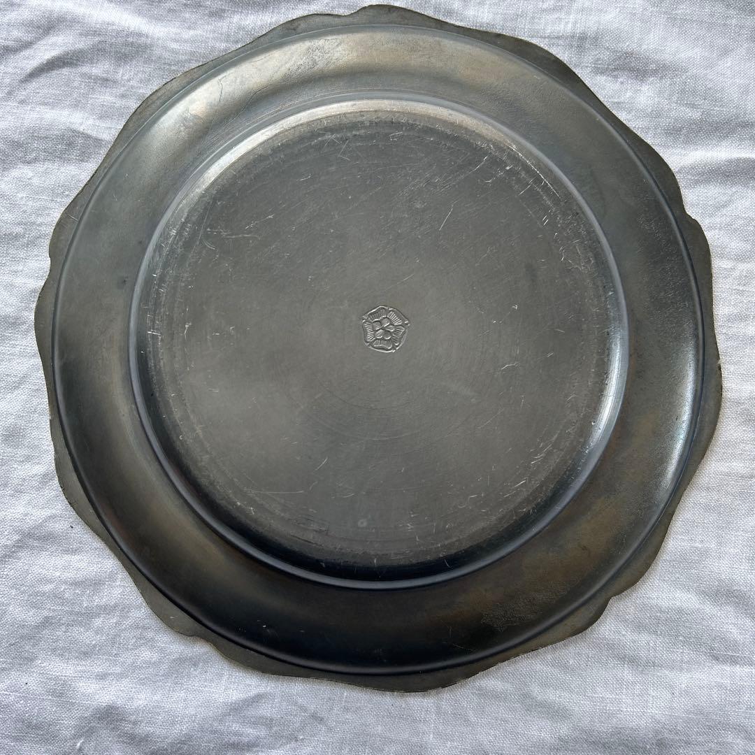 フランス アンティーク ピューター エタン 花リム 深皿と小物入れ　2点セット