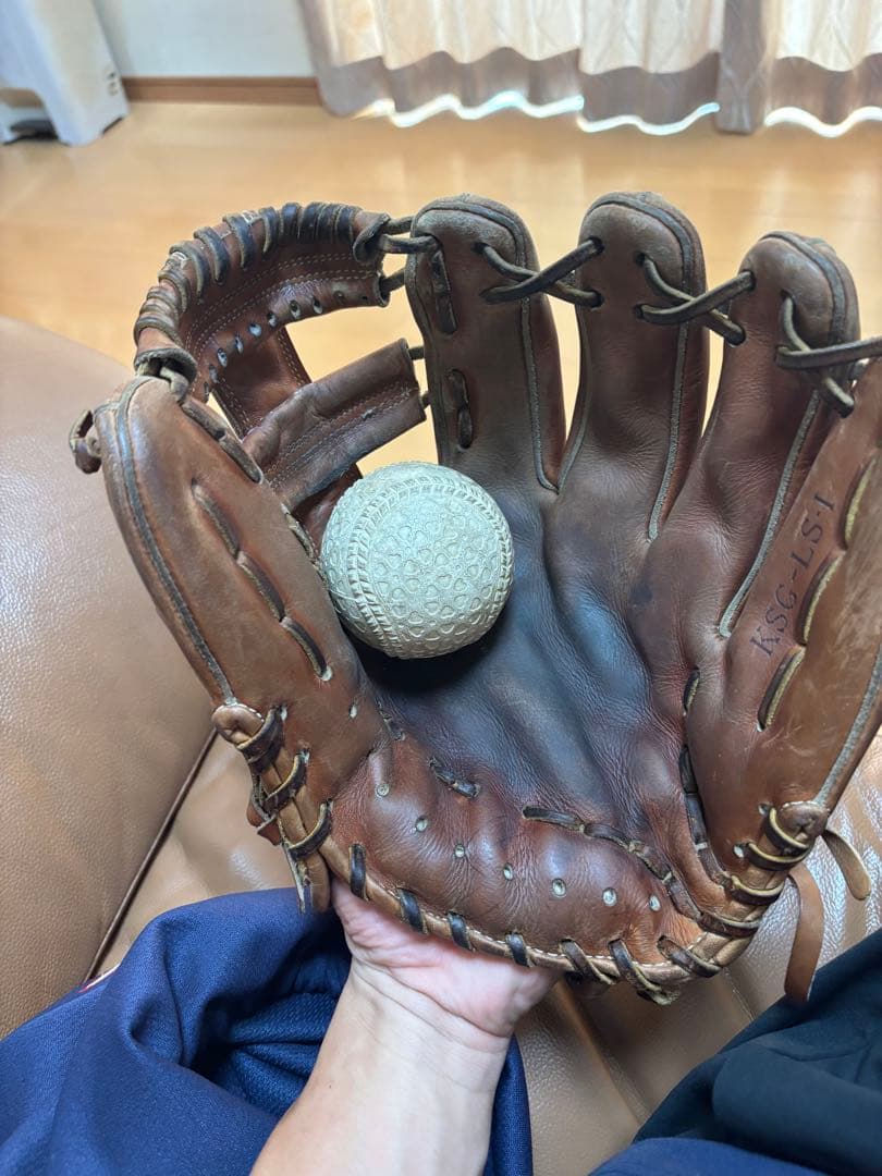 スラッガー硬式内野用グローブ