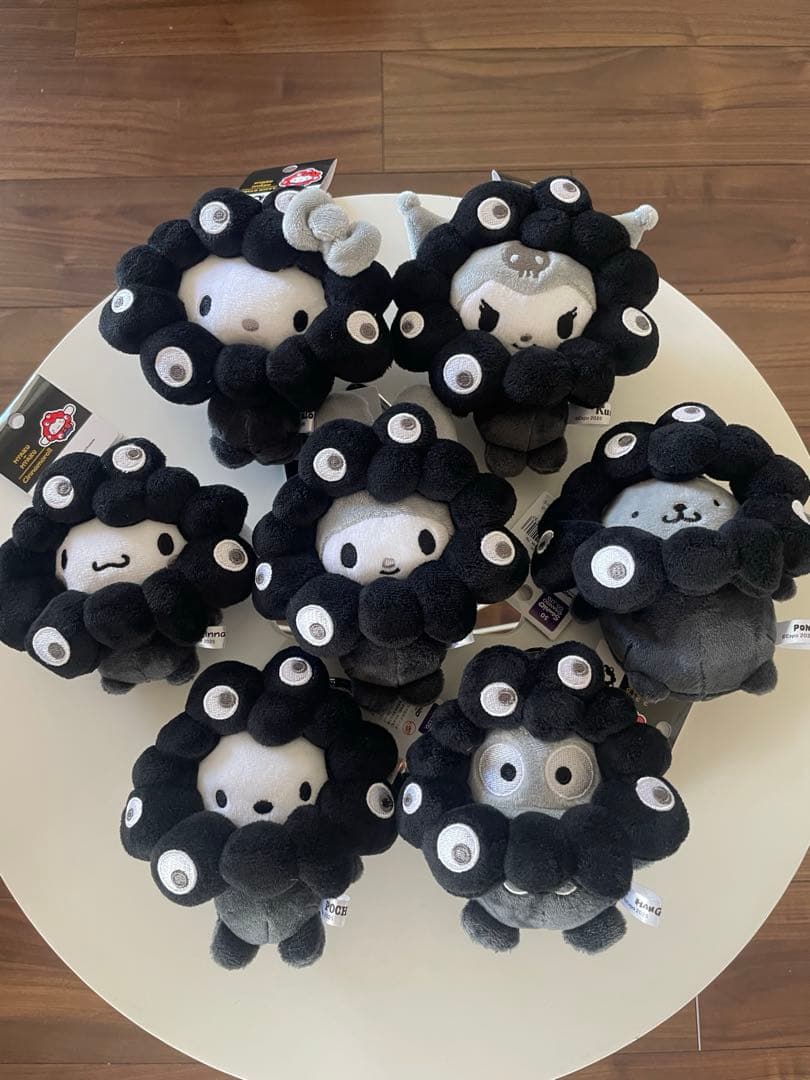 サンリオ黒ミャクミャクカラビナ付マスコット　コンプリートセット