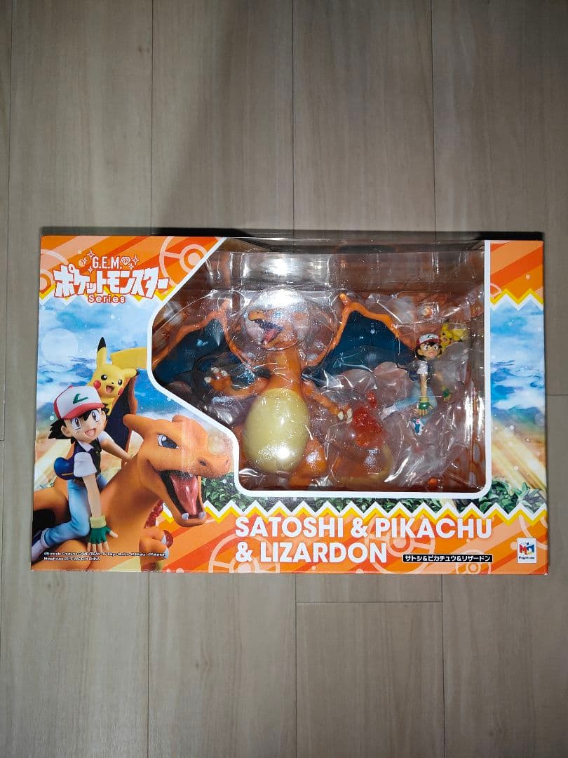 ポケモン　 サトシ＆ピカチュウ＆リザードン フィギュア　G.E.M