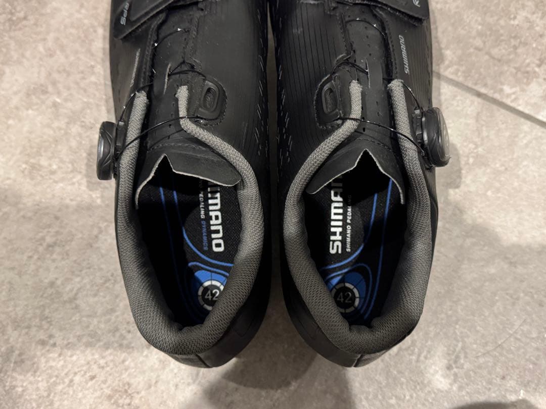 SHIMANO ブラック ビンディングシューズ 42サイズ