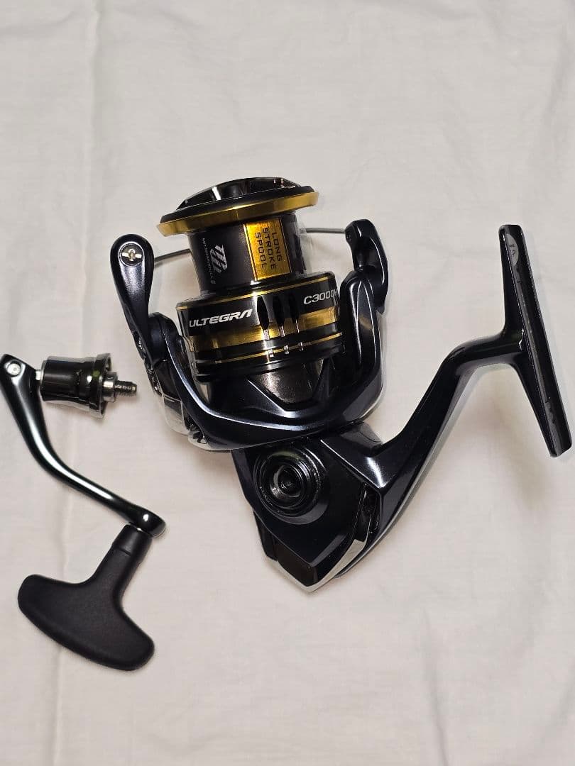 SHIMANO 21ULTREGRA C3000HG スピニングリール