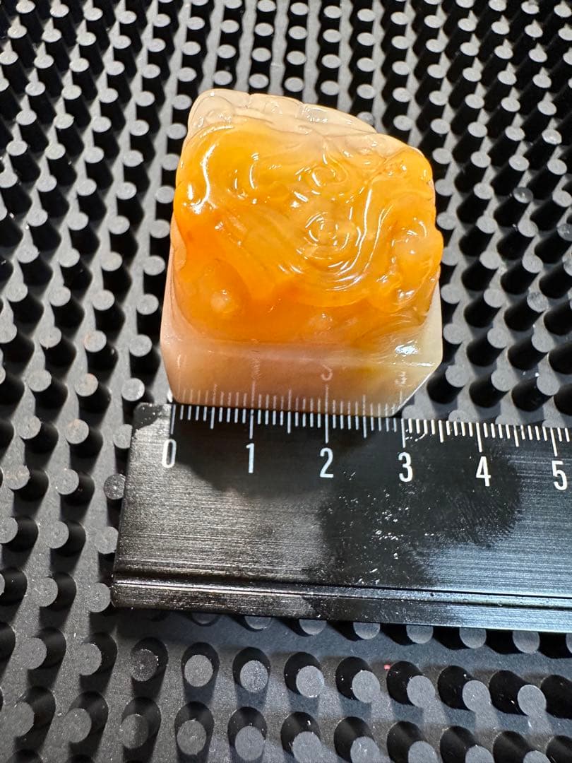 ラオス石　田黄　瑞獣隠雲　結晶　高級印材　箱付き　篆刻　落款　書道　雅号