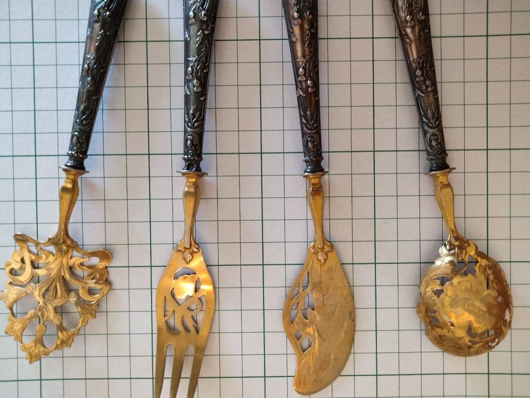 最終価格、フランス製、アザミ、純正アールヌーボウ、950シルバー、精巧な彫刻