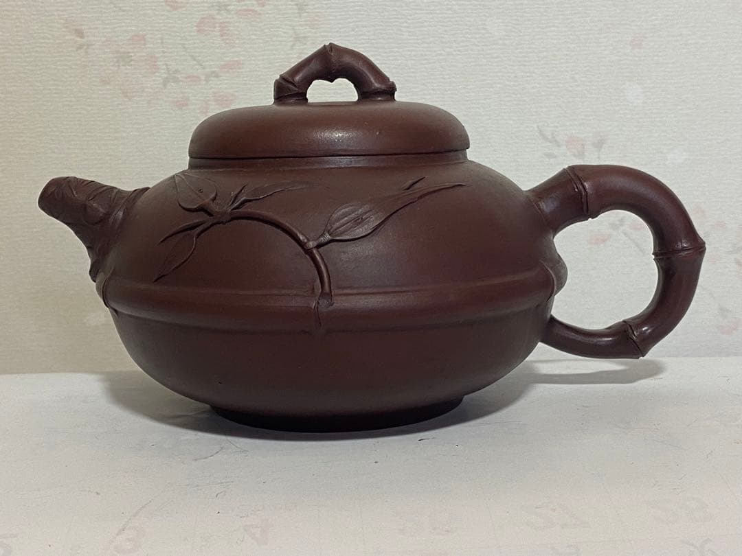 ♦中国？紫泥 梨地 紫砂 竹節 浮き彫り文様 茶壺？宜興窯 煎茶 茶道具 骨董品