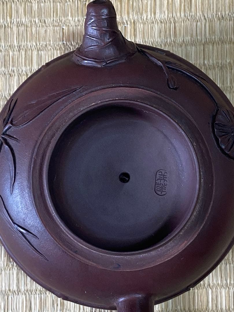 ♦中国？紫泥 梨地 紫砂 竹節 浮き彫り文様 茶壺？宜興窯 煎茶 茶道具 骨董品